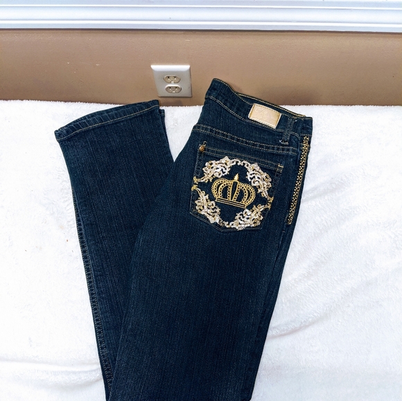 NWOT. Decorative straight leg jeans - Picture 6 of 6